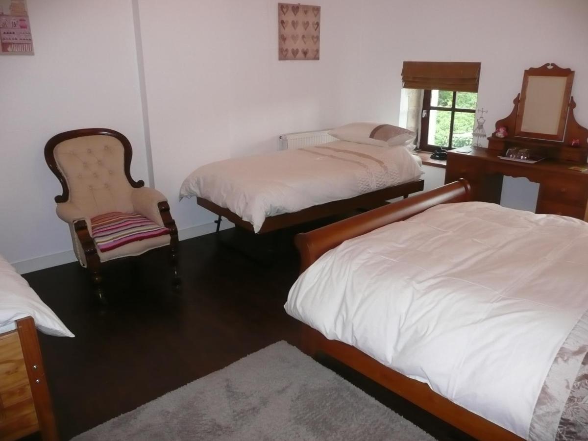 Maison Blanc Bed & Breakfast Gibourne Екстериор снимка